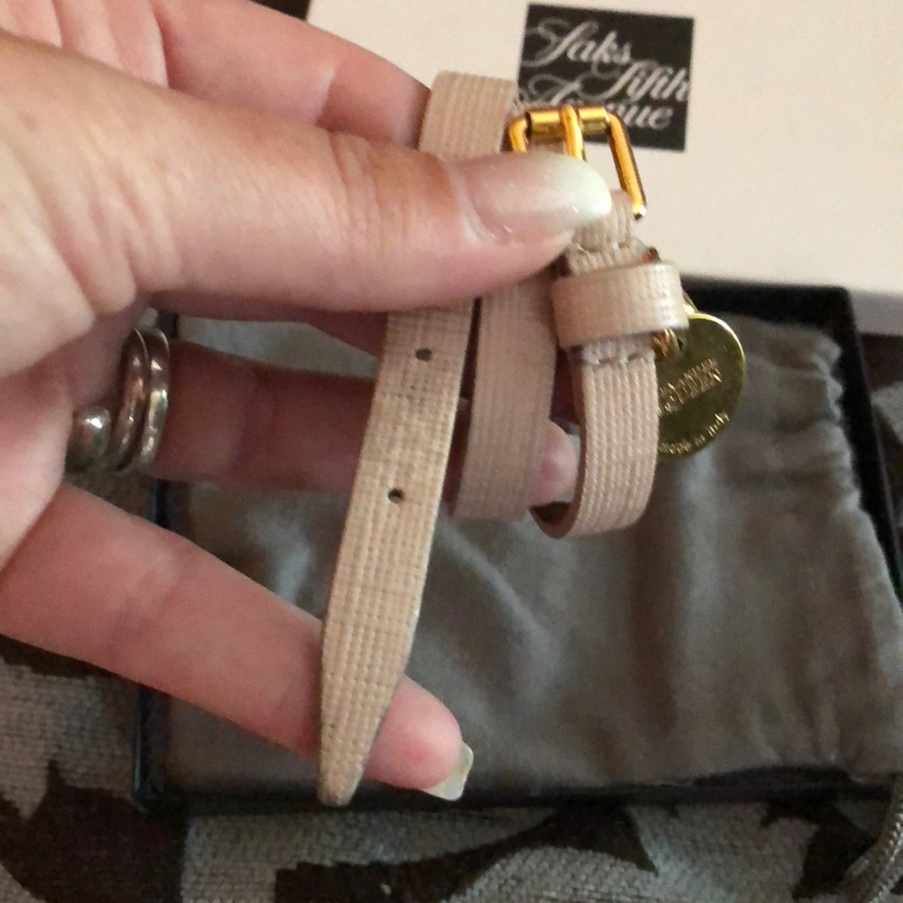 Alexander McQueen bracelet ⭐️1HR price drop⭐️ - Picture 7 of 8